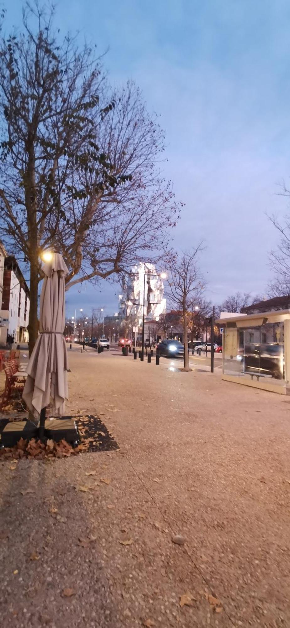 Entre Tour Luma Et Arenes Apartment Arles Exterior photo